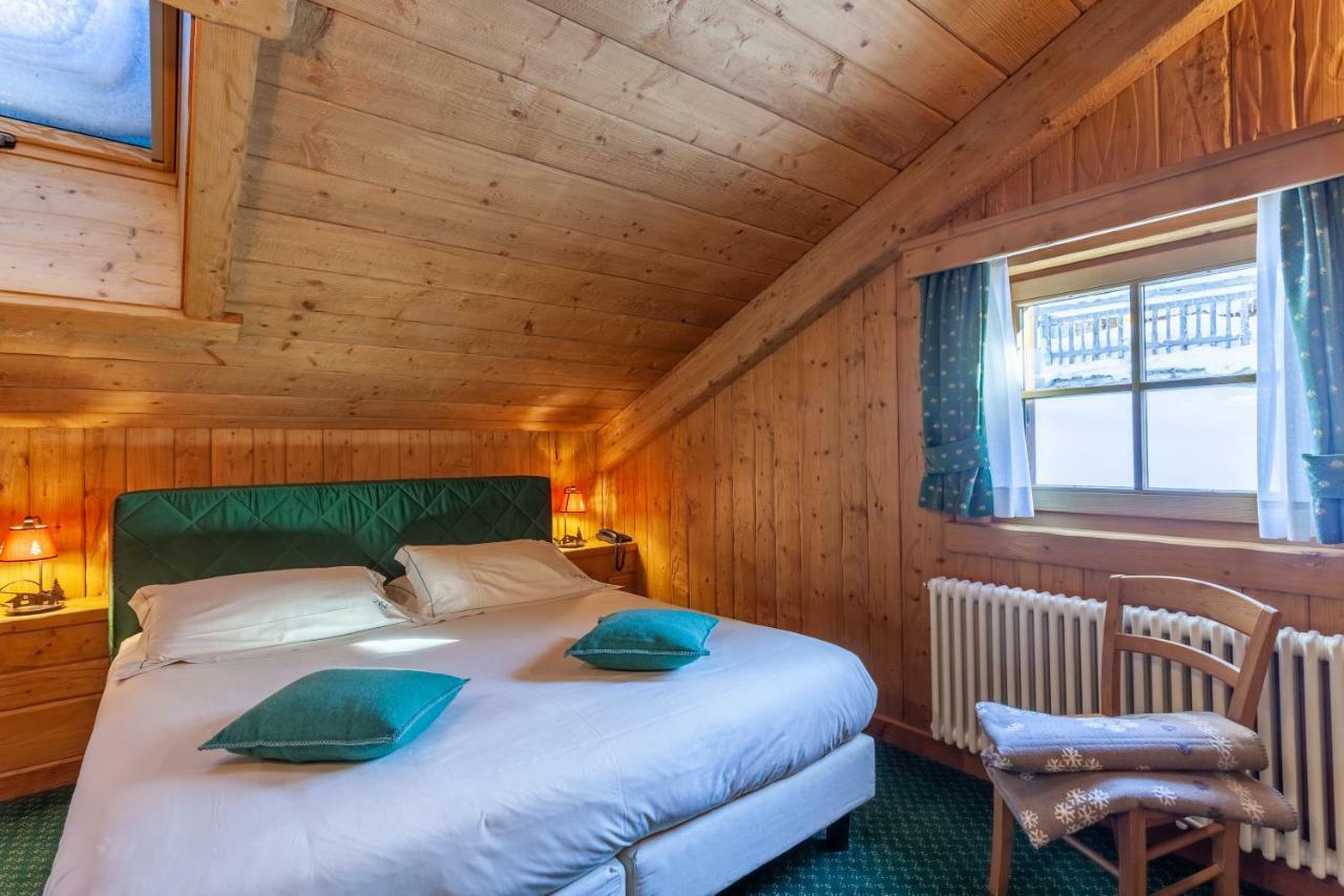 Park Village Aparthotel 3*