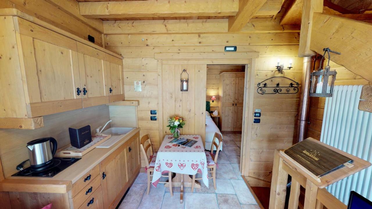 Aparthotel Park Village 3*
